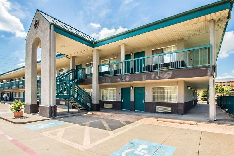 Americas Best Value Inn Fort Worth Exterior foto