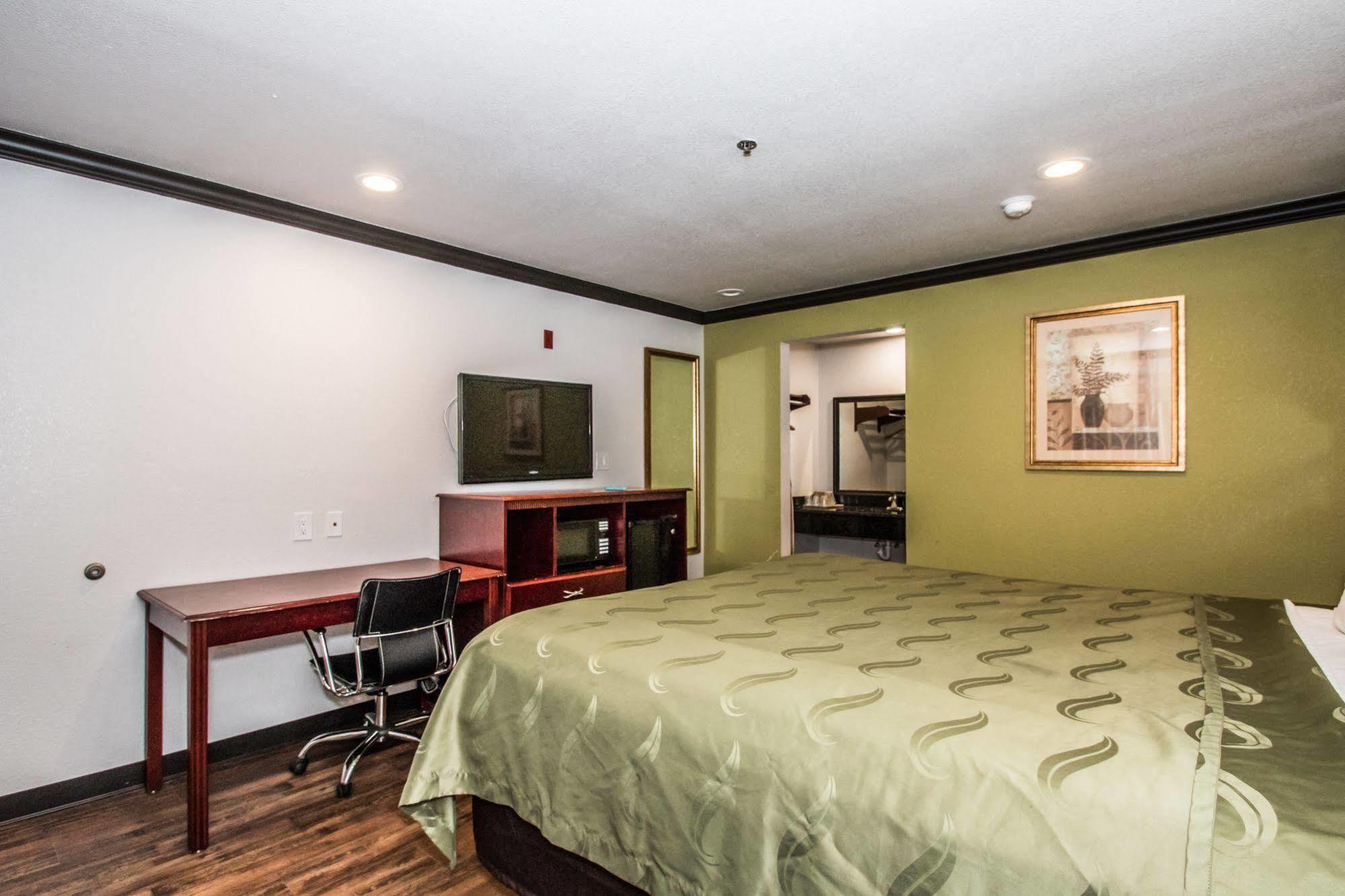 Americas Best Value Inn Fort Worth Exterior foto