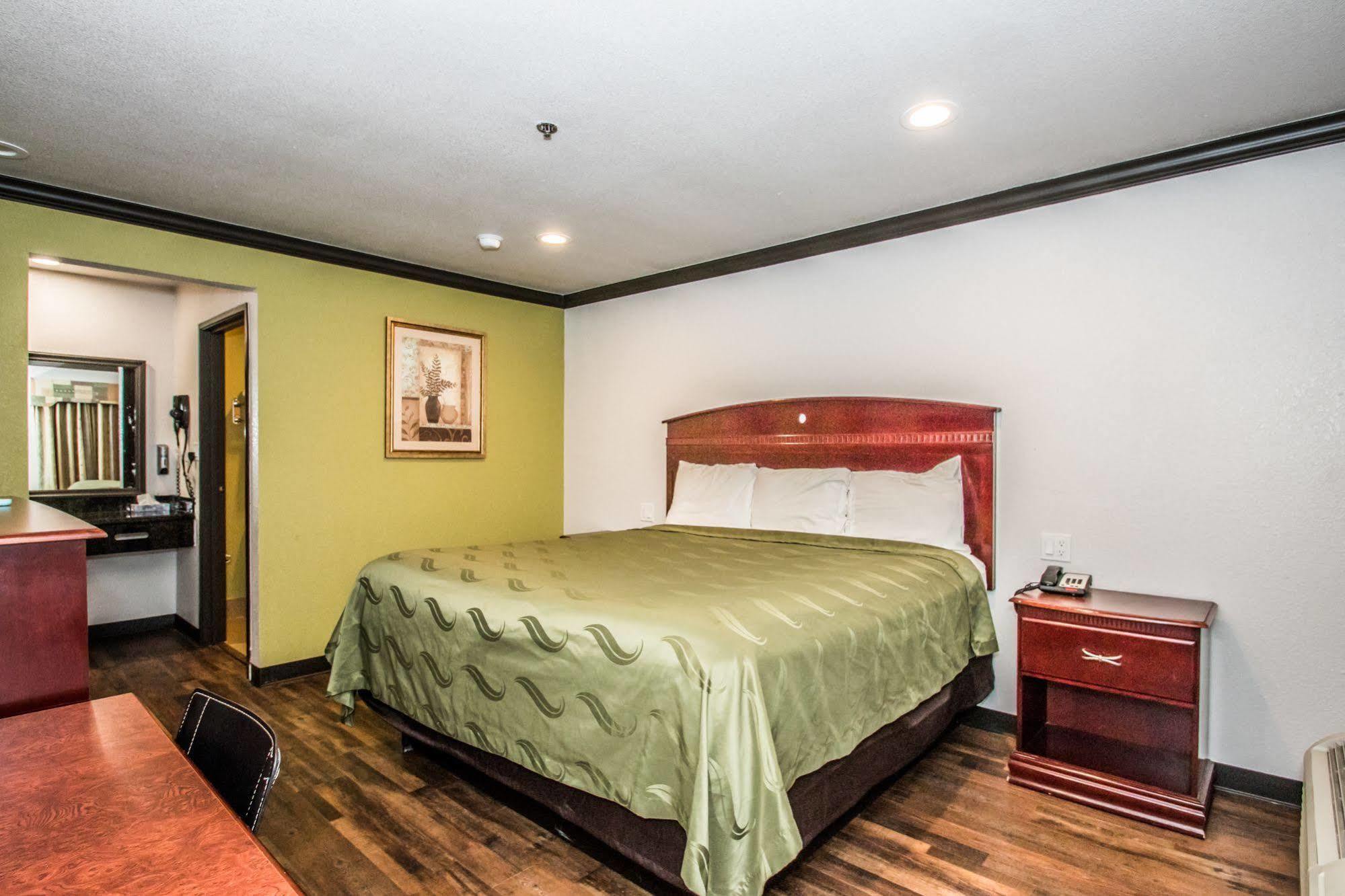 Americas Best Value Inn Fort Worth Exterior foto